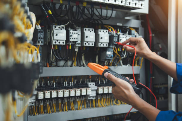 Best Licensed Electrician  in Lake Barcroft, VA